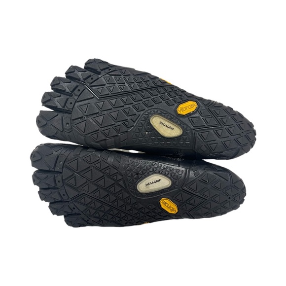 The Soloist x Suicoke Five Finger Vibram Boots - Picture 6 of 8